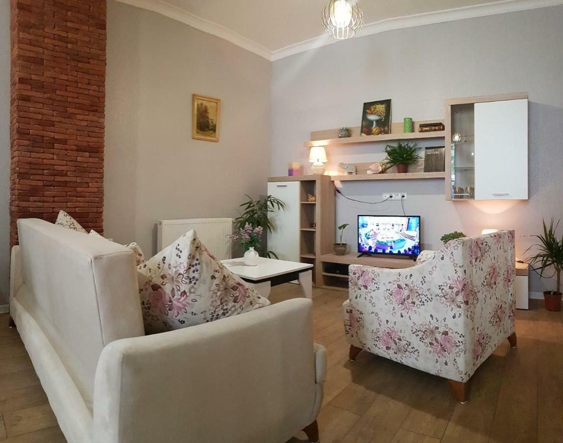 Mtatsminda Apartment Tbilisi Exterior photo